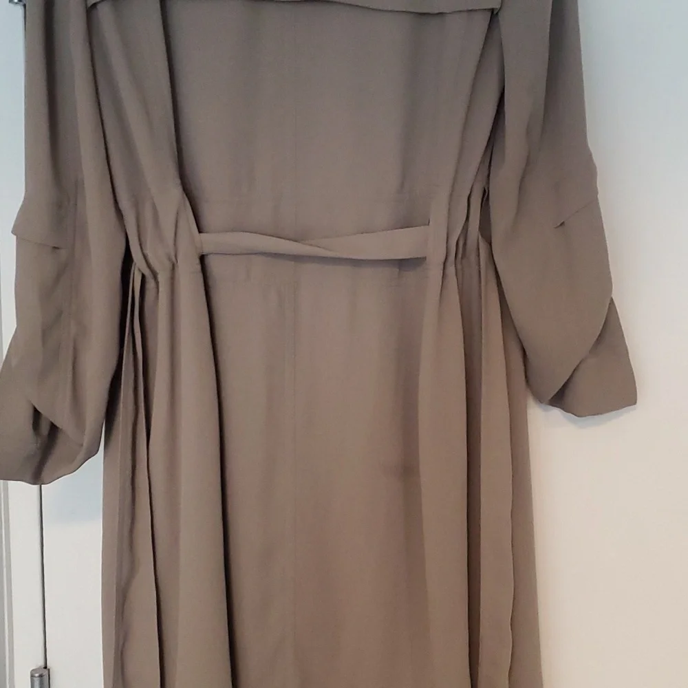 Babaton jacket, size small, tan - Picture 4 of 6